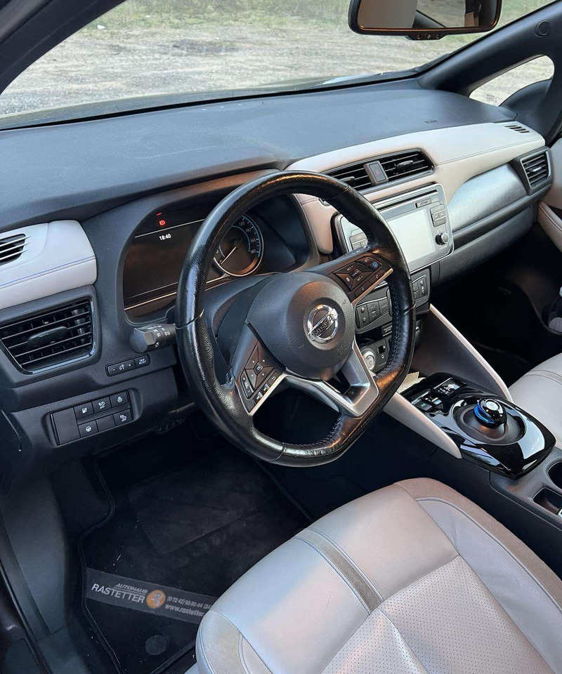 Nissan Leaf - هاتشباك: صور 5 Nissan Leaf - هاتشباك: صور 5