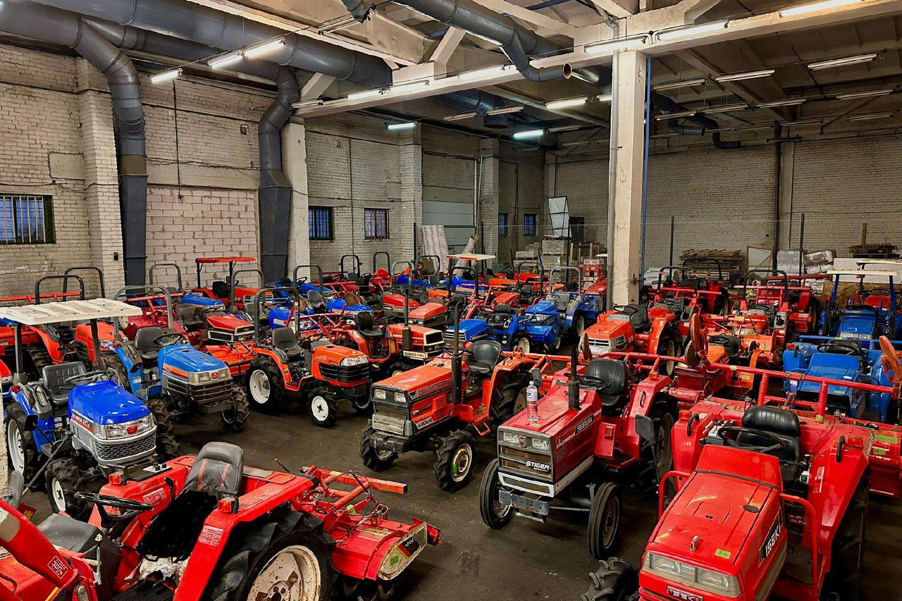 Yanmar F180 - جرار: صور 4 Yanmar F180 - جرار: صور 4
