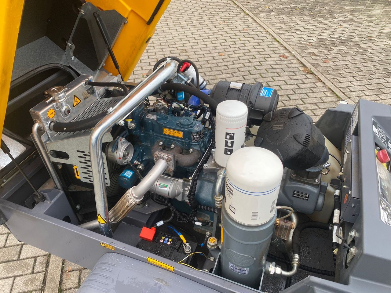 ضاغط الهواء Atlas Copco XAS38, Baujahr 2023 Kompressor 7 Bar: صور 14 ضاغط الهواء Atlas Copco XAS38, Baujahr 2023 Kompressor 7 Bar: صور 14