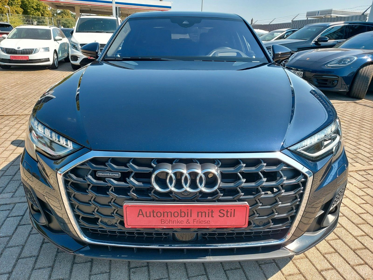 Audi A8 50 TDI quattro S-Line HUD B&O NightVision - سيدان: صور 4 Audi A8 50 TDI quattro S-Line HUD B&O NightVision - سيدان: صور 4