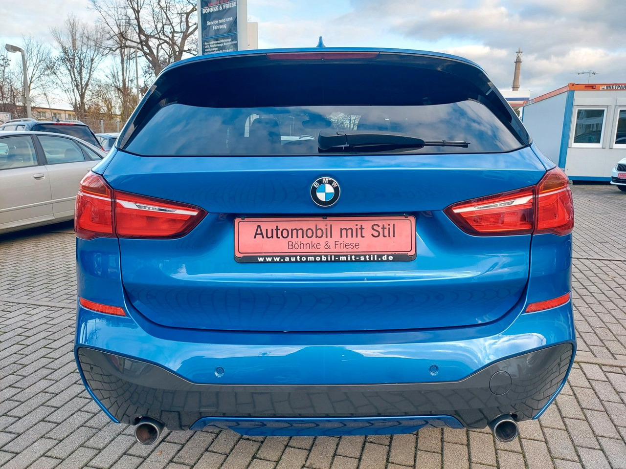 BMW X1 xDrive 20d M Sport LED SPORT 4X4 Alcantara - سيارة دفع رباعي: صور 5 BMW X1 xDrive 20d M Sport LED SPORT 4X4 Alcantara - سيارة دفع رباعي: صور 5