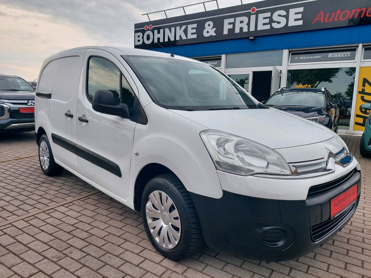 Citroën Berlingo Kasten Niveau B L1 Bluetooth - ميكروباص: صور 2 Citroën Berlingo Kasten Niveau B L1 Bluetooth - ميكروباص: صور 2