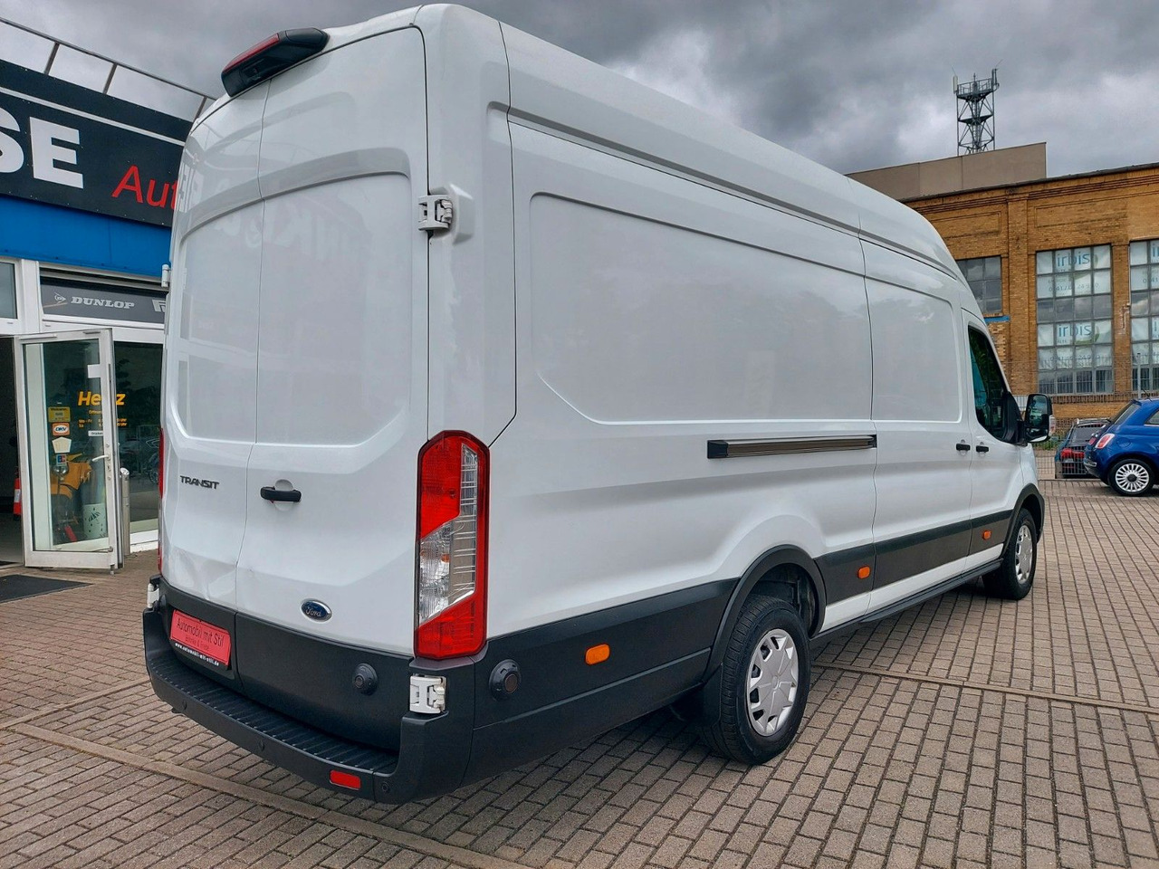Ford Transit Kasten 350 L4 lang hoch Klima Cam DAB - ميكروباص: صور 5 Ford Transit Kasten 350 L4 lang hoch Klima Cam DAB - ميكروباص: صور 5