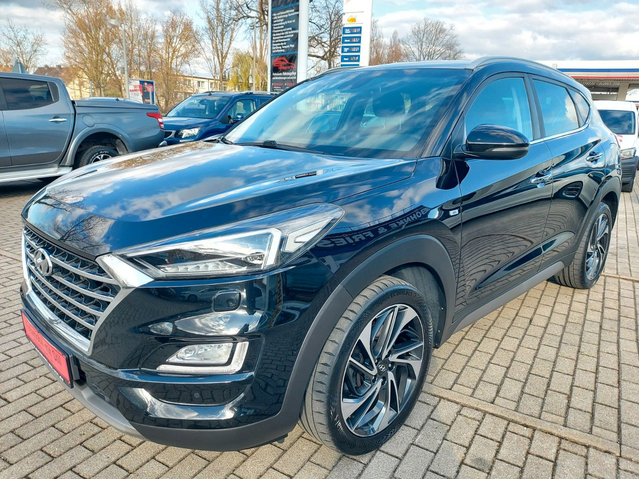 Hyundai Tucson Premium Mild-Hybrid 4WD LED NAVI KAMERA - سيارة دفع رباعي: صور 3 Hyundai Tucson Premium Mild-Hybrid 4WD LED NAVI KAMERA - سيارة دفع رباعي: صور 3