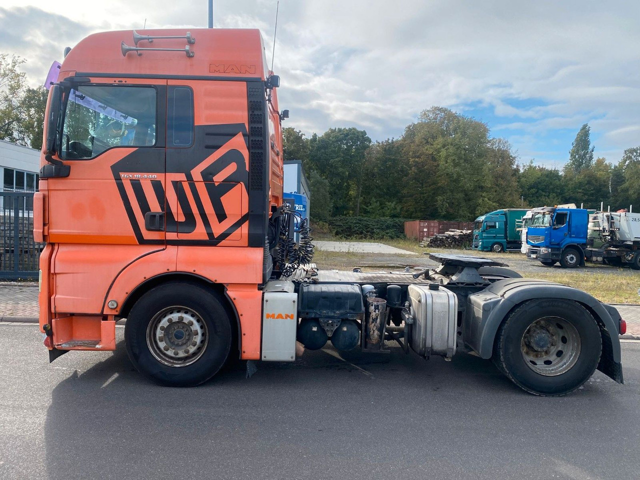 MAN TGX 18.440 4x2 KIPPHYDRAULIK - شاحنة جرار: صور 1 MAN TGX 18.440 4x2 KIPPHYDRAULIK - شاحنة جرار: صور 1