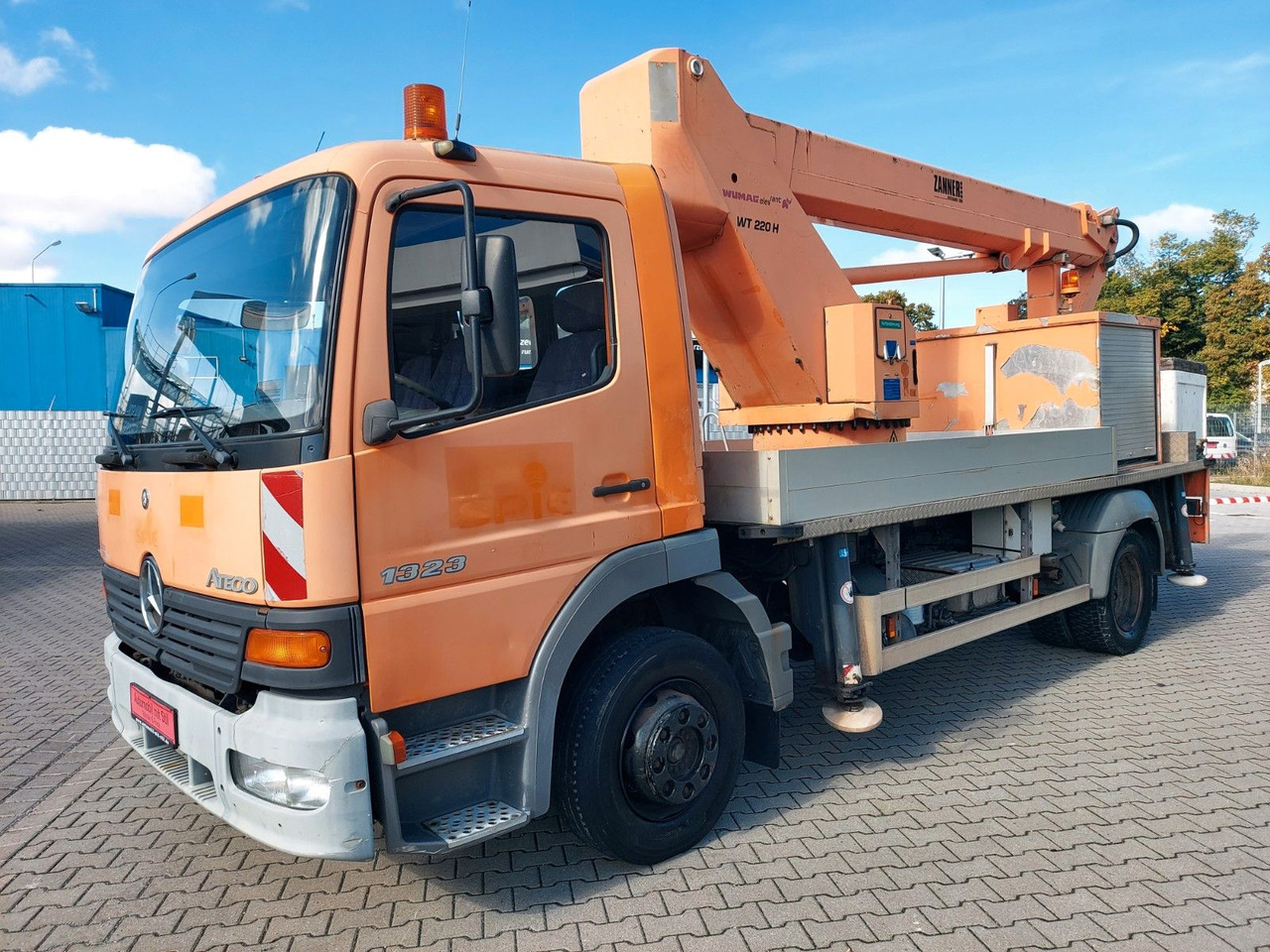 Mercedes-Benz ATEGO 1323 HUBSTEIGER WUMAG WT220H - مصاعد الازدهار محمولة على شاحنة: صور 1 Mercedes-Benz ATEGO 1323 HUBSTEIGER WUMAG WT220H - مصاعد الازدهار محمولة على شاحنة: صور 1