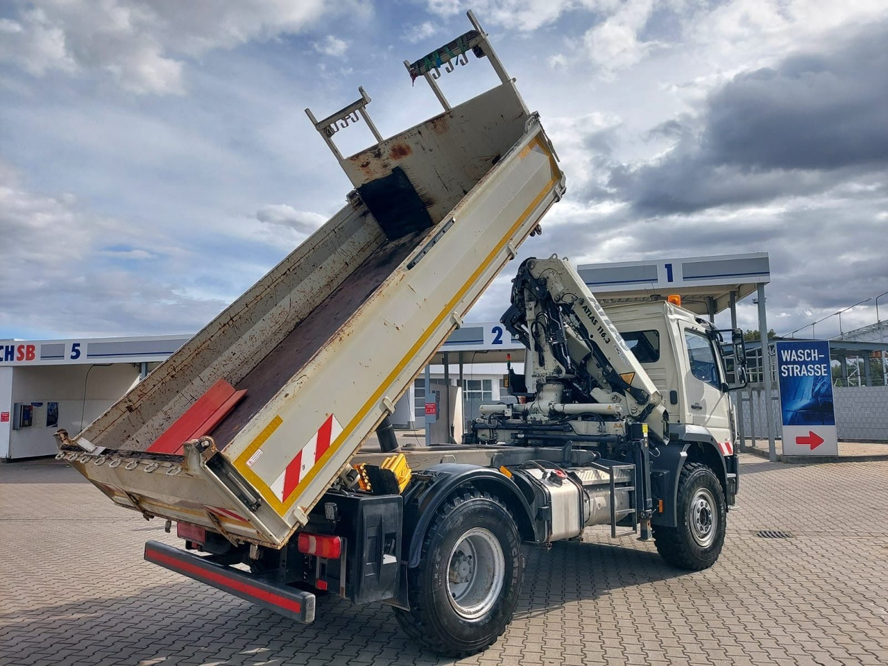 Mercedes-Benz Atego / 1324 MEILLER 4X4 KRAN ATLAS 116.3 Kipper - قلابات, شاحنة كرين: صور 2 Mercedes-Benz Atego / 1324 MEILLER 4X4 KRAN ATLAS 116.3 Kipper - قلابات, شاحنة كرين: صور 2