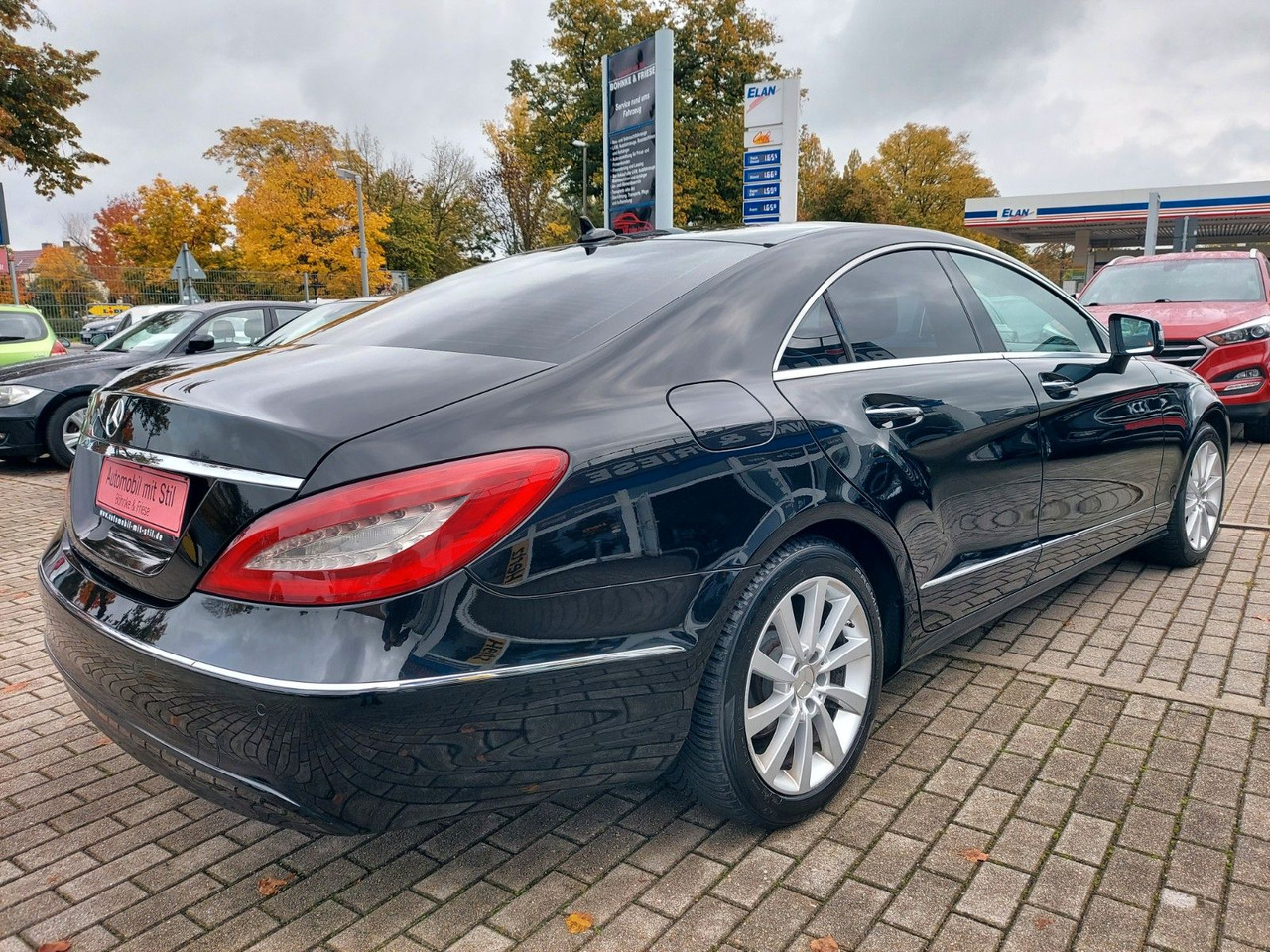 Mercedes-Benz CLS 350 CDI BE Xenon Leder Navi Sitzbelüftung - سيدان: صور 5 Mercedes-Benz CLS 350 CDI BE Xenon Leder Navi Sitzbelüftung - سيدان: صور 5