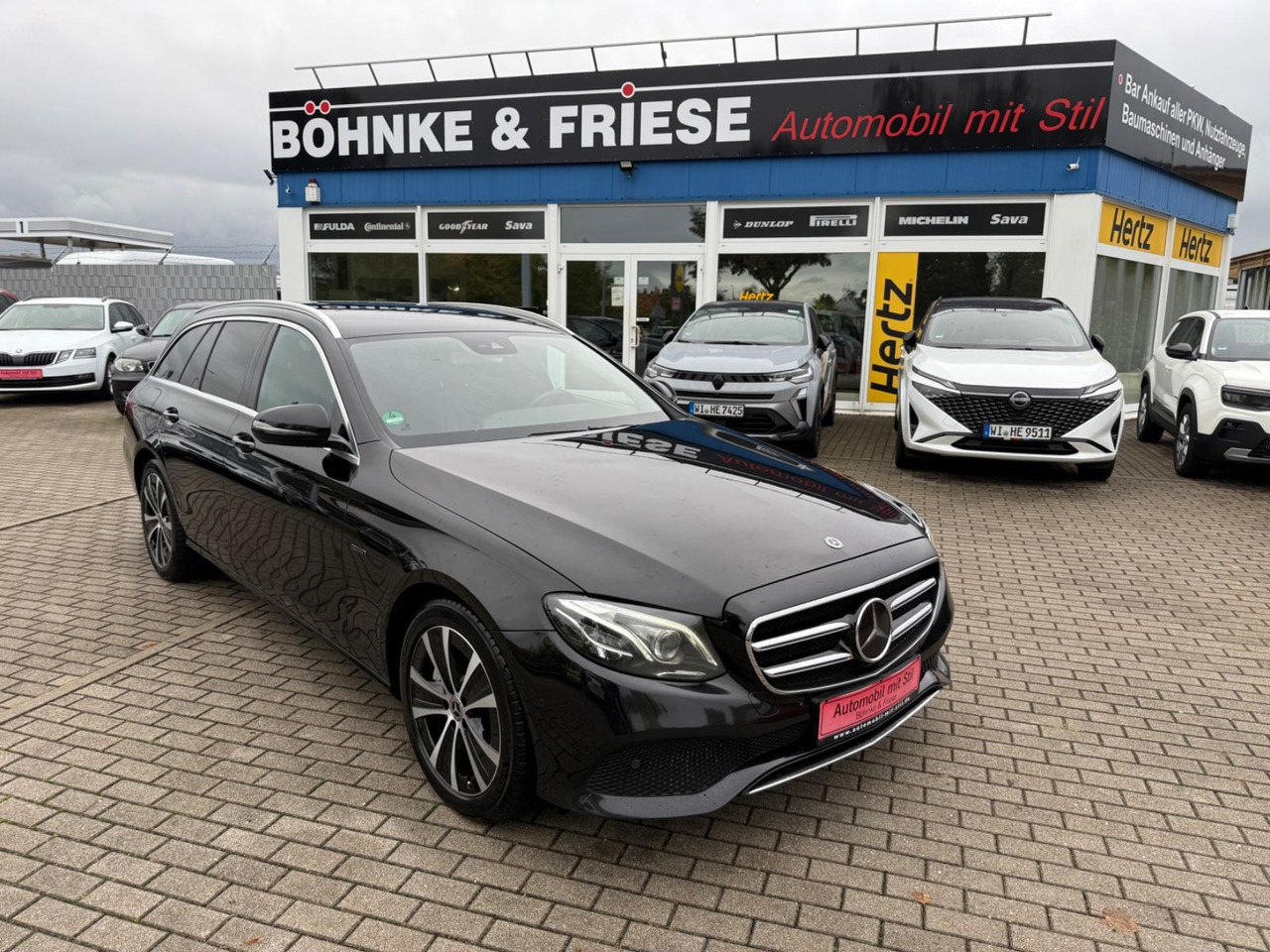 Mercedes-Benz E -Klasse T-Modell E 300 de LED NAVI ACC TEILLED - سيارة ستيشن: صور 1 Mercedes-Benz E -Klasse T-Modell E 300 de LED NAVI ACC TEILLED - سيارة ستيشن: صور 1