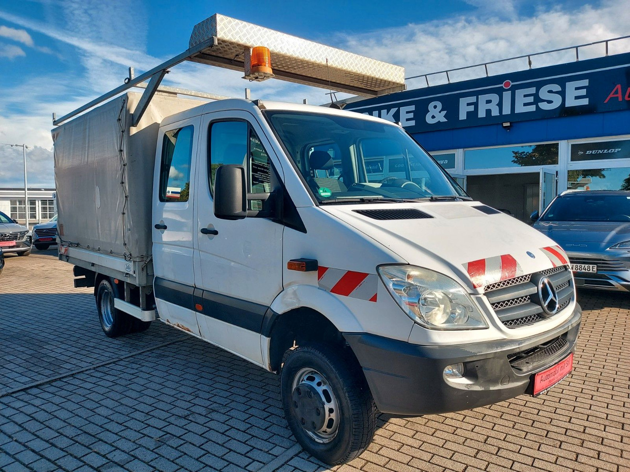 Mercedes-Benz Sprinter II Pritsche DoKa 516 4X4 Plane 6 Sitze - الشاحنات الصغيرة ستائر, الشاحنات الصغيرة كابينة مزدوجة: صور 1 Mercedes-Benz Sprinter II Pritsche DoKa 516 4X4 Plane 6 Sitze - الشاحنات الصغيرة ستائر, الشاحنات الصغيرة كابينة مزدوجة: صور 1