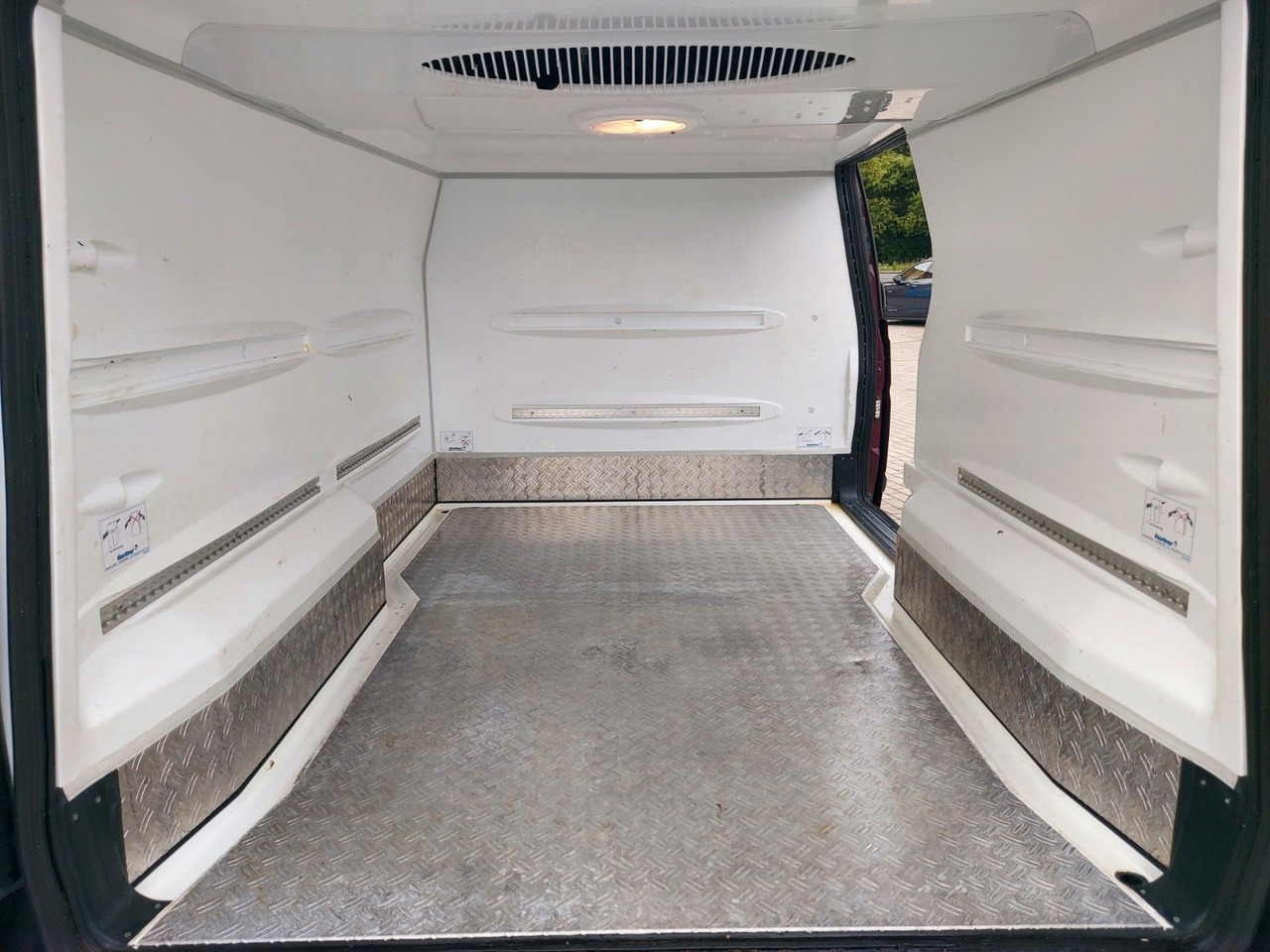 Mercedes-Benz Vito 116 CDI Lang Kühler Cooler KERSTNER 220V - الشاحنات الصغيرة المبردة: صور 3 Mercedes-Benz Vito 116 CDI Lang Kühler Cooler KERSTNER 220V - الشاحنات الصغيرة المبردة: صور 3