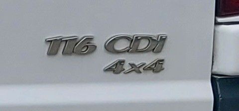 Mercedes-Benz Vito Mixto 4x4 116 CDI lang Autom. Tempo - ميكروباص: صور 2 Mercedes-Benz Vito Mixto 4x4 116 CDI lang Autom. Tempo - ميكروباص: صور 2