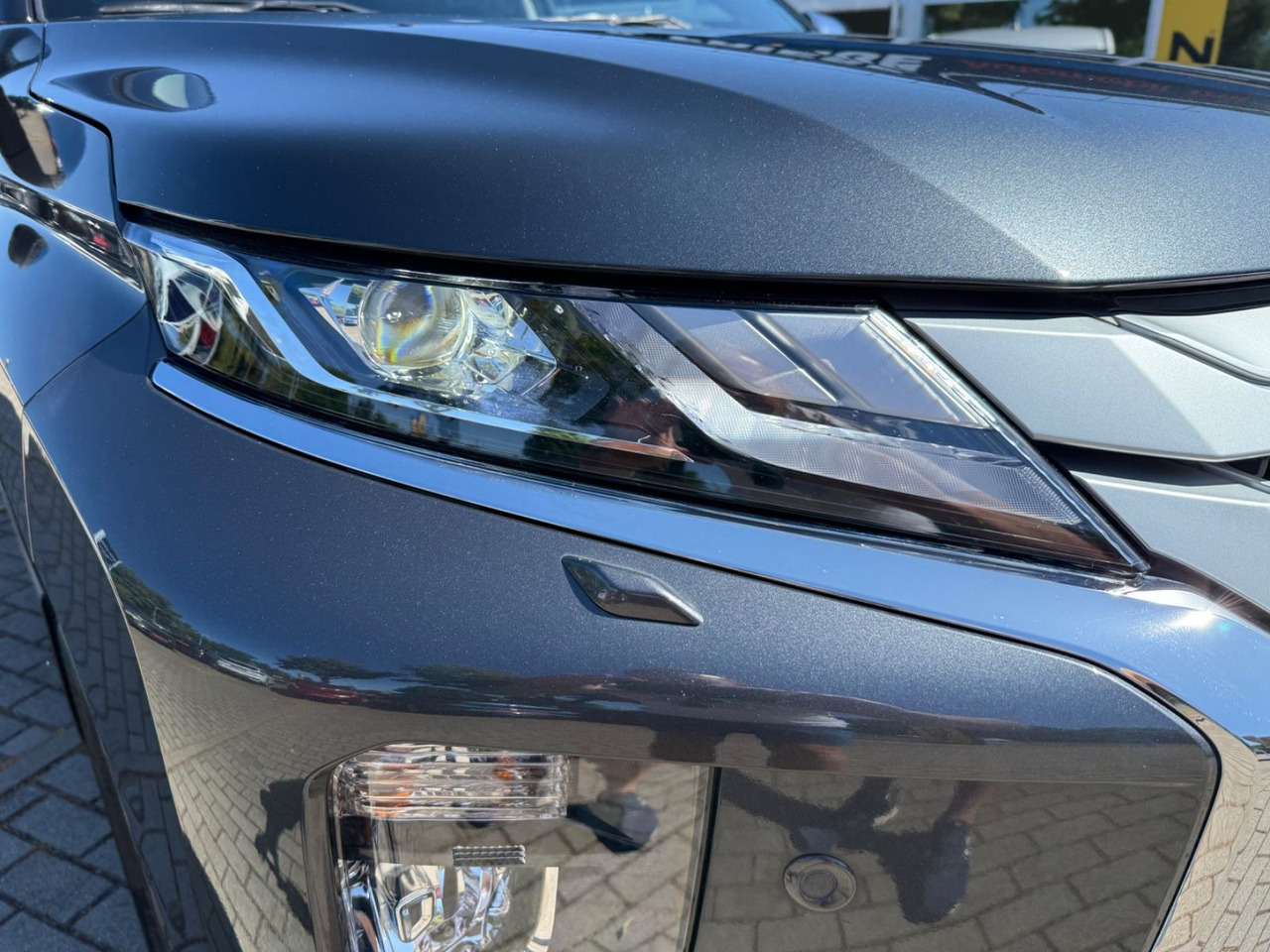 Mitsubishi L200 Basis Doppelkabine 4WD LED LEDER NAVI ACC - سيارة دفع رباعي: صور 3 Mitsubishi L200 Basis Doppelkabine 4WD LED LEDER NAVI ACC - سيارة دفع رباعي: صور 3