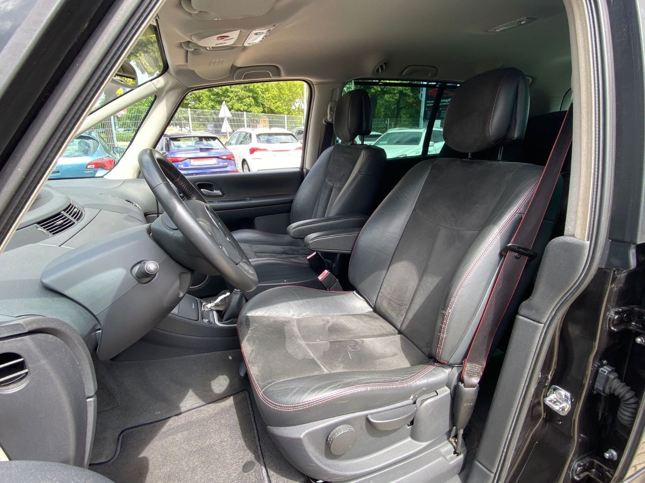ميكروباص Renault Espace IV Edition PGA 7 Sitze TÜV 05/26 ALCANTAR: صور 8
