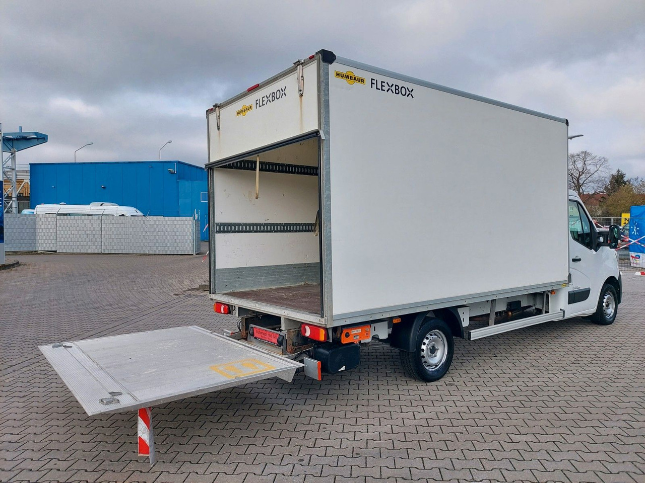 الشاحنات الصغيرة صندوق مغلق Renault Master III  Koffer L3H1 3,5t Ladebordwand Klima Renault Master III  Koffer L3H1 3,5t Ladebordwand Klima: صور 9