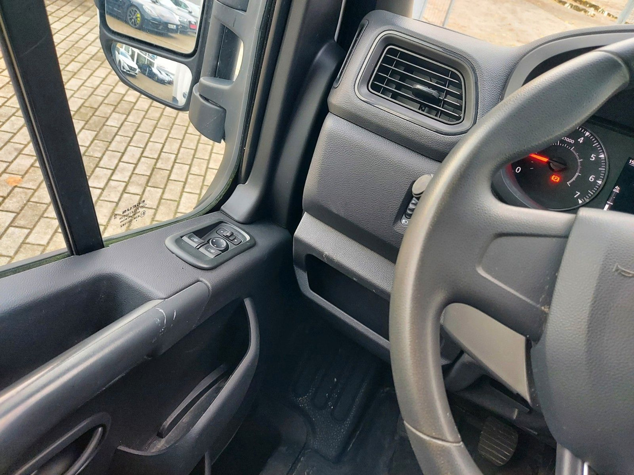 الشاحنات الصغيرة صندوق مغلق Renault Master III  Koffer L3H1 3,5t Ladebordwand Klima Renault Master III  Koffer L3H1 3,5t Ladebordwand Klima: صور 16