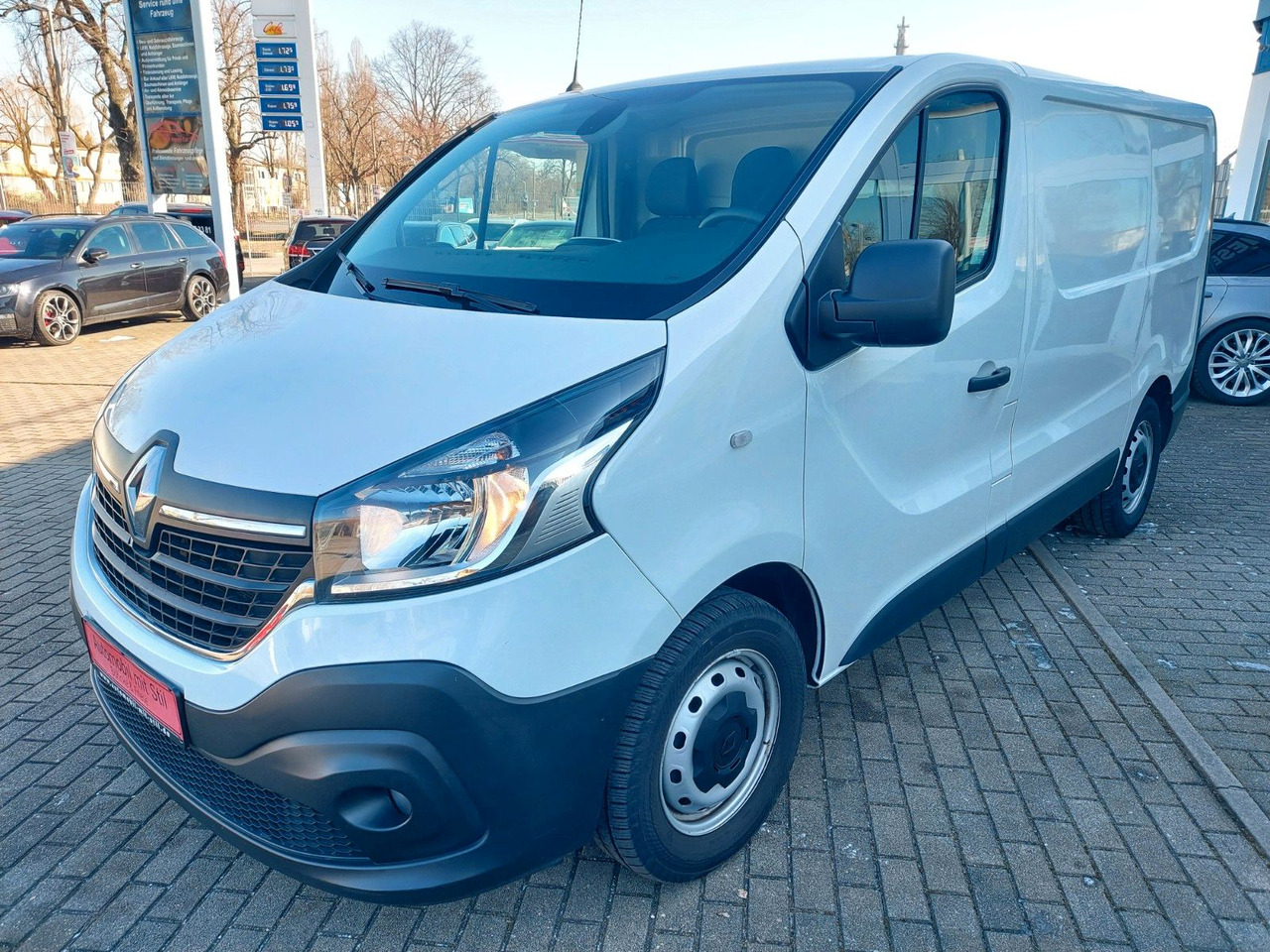 Renault Trafic Kasten L1H1 2,8t Komfort Klima Navi Tempo Renault Trafic Kasten L1H1 2,8t Komfort Klima Navi Tempo - صغيرة, ميكروباص: صور 5 Renault Trafic Kasten L1H1 2,8t Komfort Klima Navi Tempo Renault Trafic Kasten L1H1 2,8t Komfort Klima Navi Tempo - صغيرة, ميكروباص: صور 5