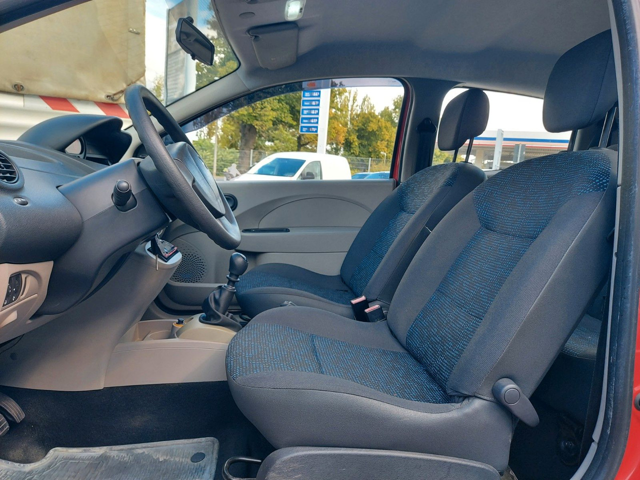 سيارة Renault Twingo Authentique DAB nur 37000km: صور 15