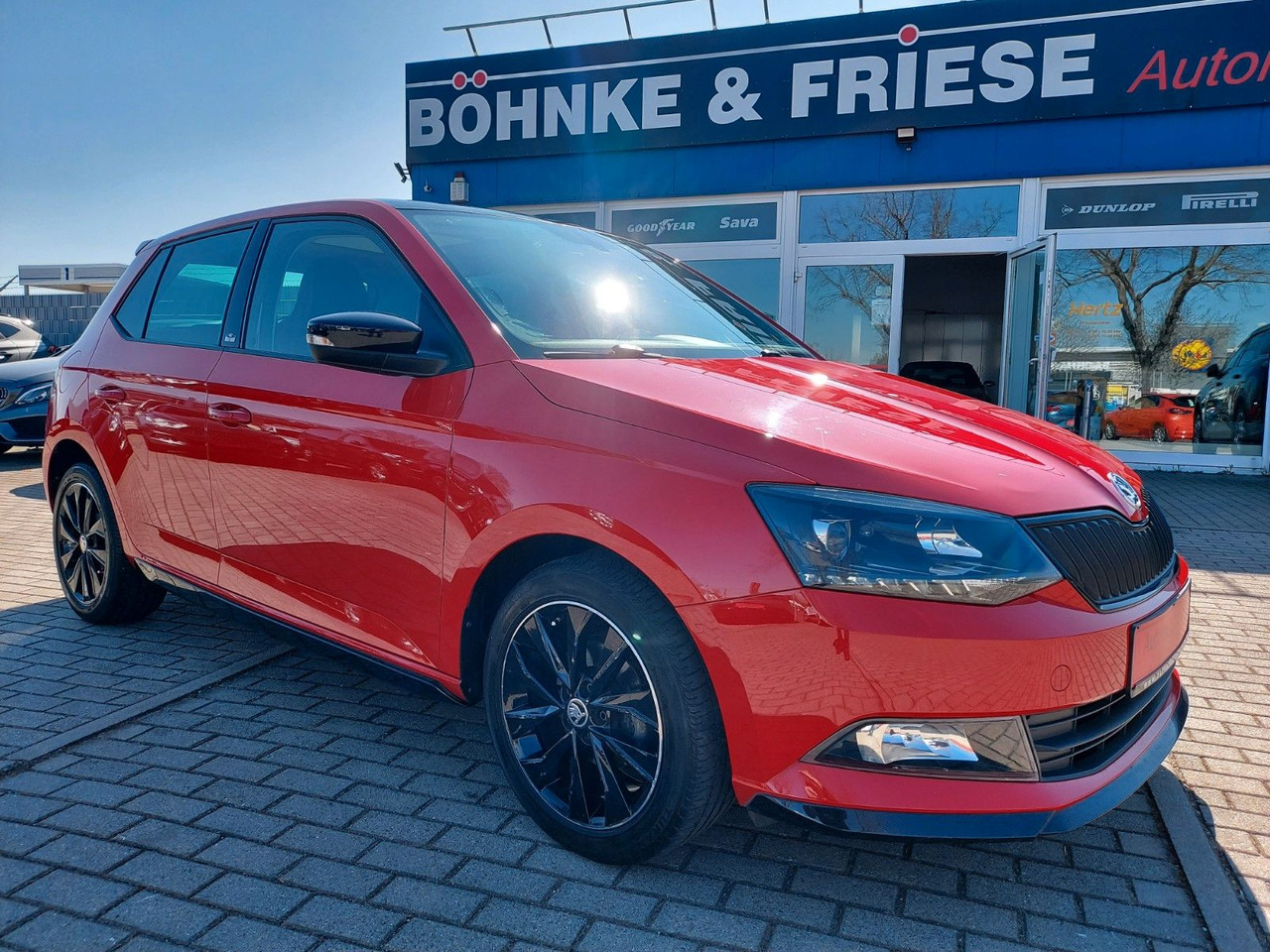 Skoda Fabia Monte Carlo Panorama Klima Sport Sitzheiz. - سيارة: صور 1 Skoda Fabia Monte Carlo Panorama Klima Sport Sitzheiz. - سيارة: صور 1