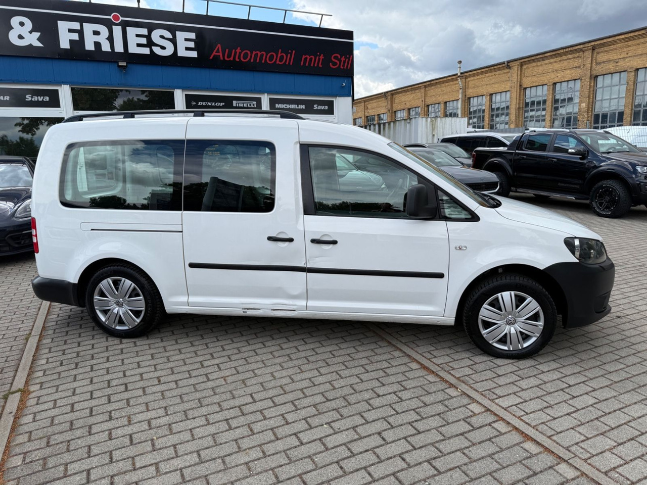 Volkswagen Caddy Maxi KastenKombi 5 SITZER KLIMAA SHZ AHK - ميكروباص: صور 3 Volkswagen Caddy Maxi KastenKombi 5 SITZER KLIMAA SHZ AHK - ميكروباص: صور 3