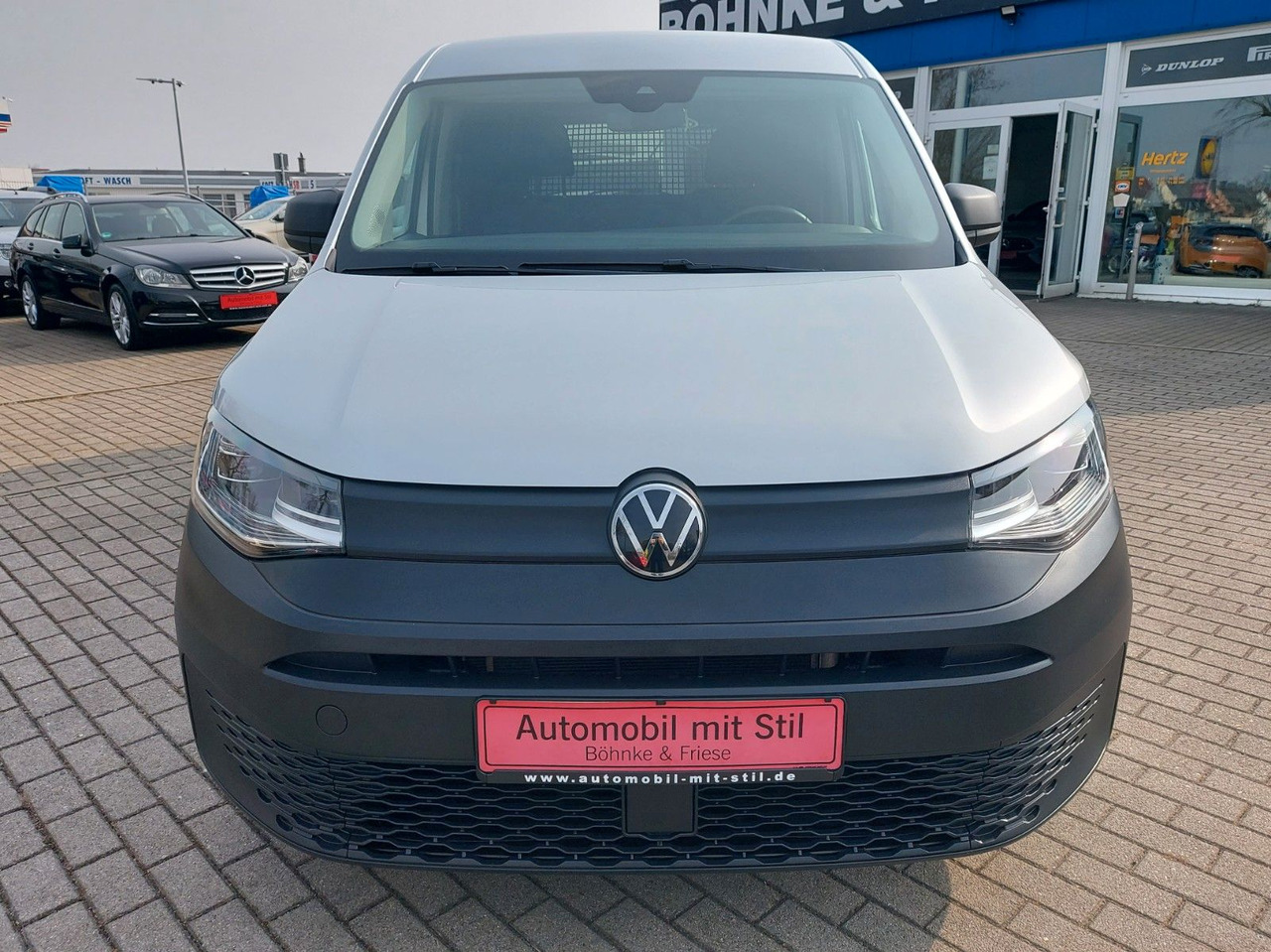 Volkswagen Caddy Maxi LED Klima Sitzheizung ACC PDC Kamera - فان المدمجة: صور 3 Volkswagen Caddy Maxi LED Klima Sitzheizung ACC PDC Kamera - فان المدمجة: صور 3