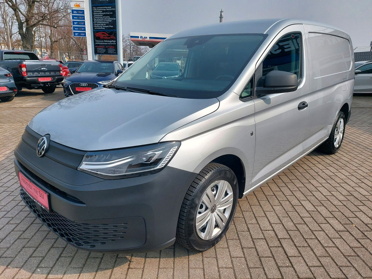 Volkswagen Caddy Maxi LED Klima Sitzheizung ACC PDC Kamera - فان المدمجة: صور 4 Volkswagen Caddy Maxi LED Klima Sitzheizung ACC PDC Kamera - فان المدمجة: صور 4