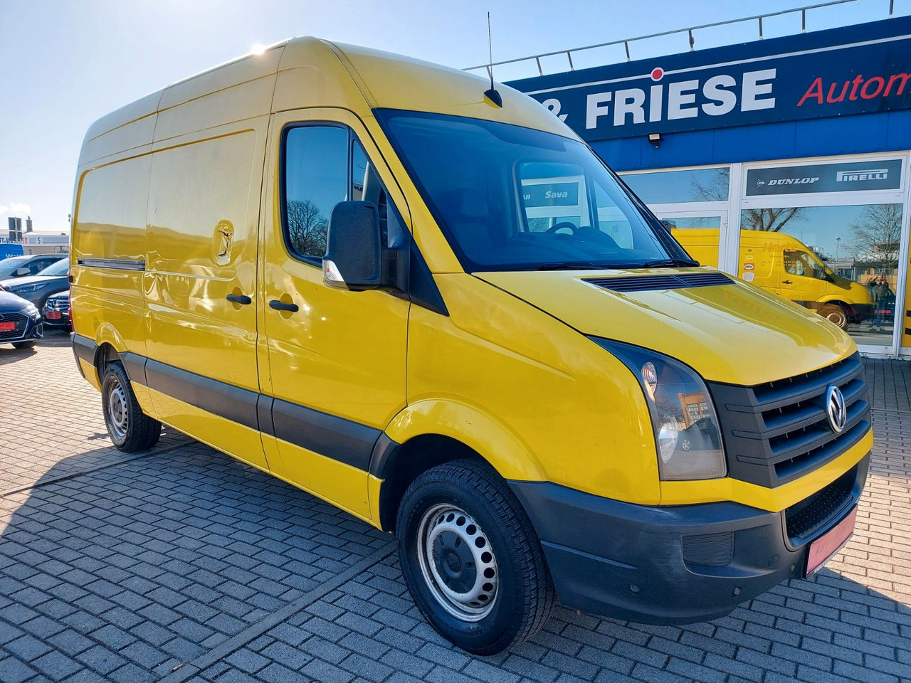 Volkswagen Crafter Kasten 35 mittel L2H2 Hochdach KLIMA AHK - فان: صور 3 Volkswagen Crafter Kasten 35 mittel L2H2 Hochdach KLIMA AHK - فان: صور 3