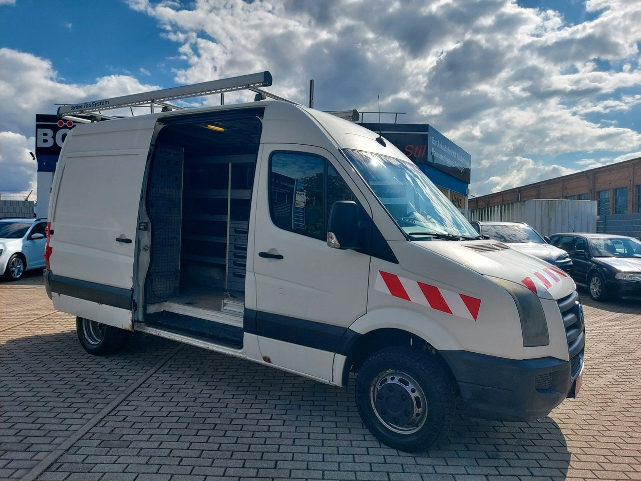 Volkswagen Crafter Kasten 50 mittel lang L2H2 Hoch Standhei - فان: صور 1 Volkswagen Crafter Kasten 50 mittel lang L2H2 Hoch Standhei - فان: صور 1
