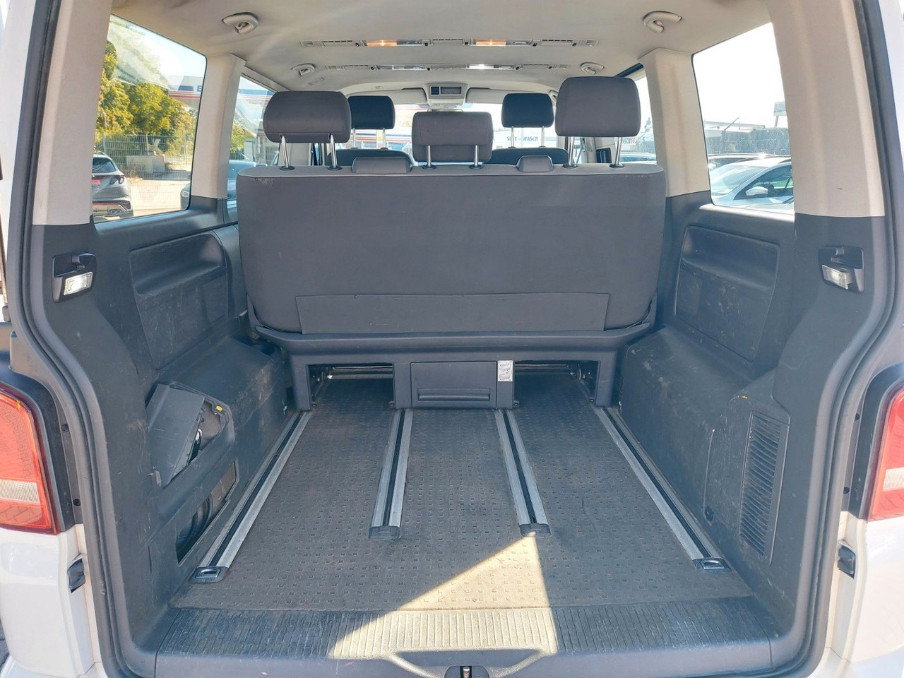 ميكروباص Volkswagen T5 Multivan Bus Klima Standheizung: صور 18 ميكروباص Volkswagen T5 Multivan Bus Klima Standheizung: صور 18