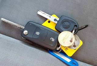 Volkswagen T5 Transporter Kasten 4Motion KLIMA STANDHEIZUN - ميكروباص: صور 3 Volkswagen T5 Transporter Kasten 4Motion KLIMA STANDHEIZUN - ميكروباص: صور 3