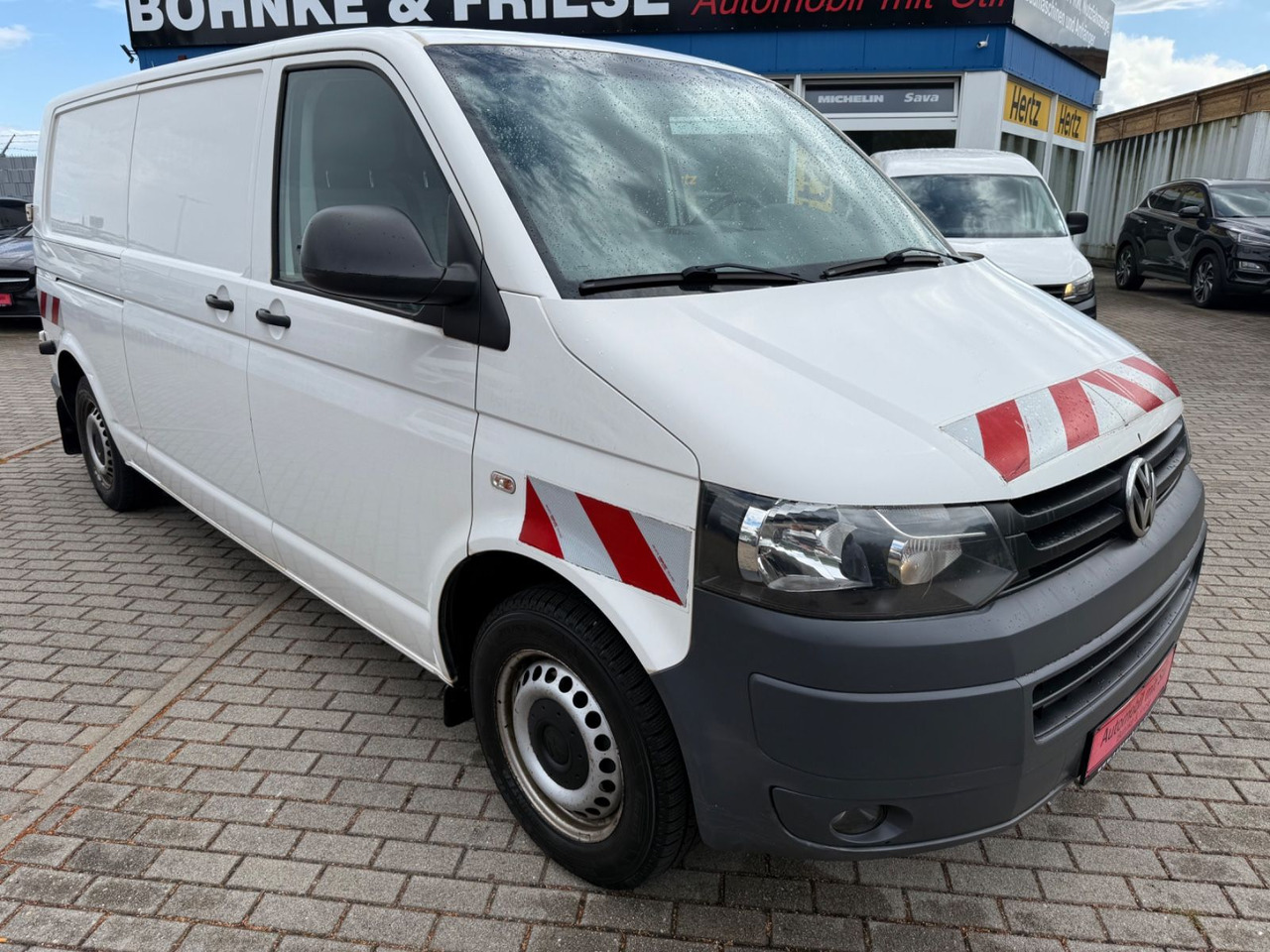 Volkswagen T5 Transporter Kasten Kombi lang 4Motion 4x4 - ميكروباص: صور 2 Volkswagen T5 Transporter Kasten Kombi lang 4Motion 4x4 - ميكروباص: صور 2