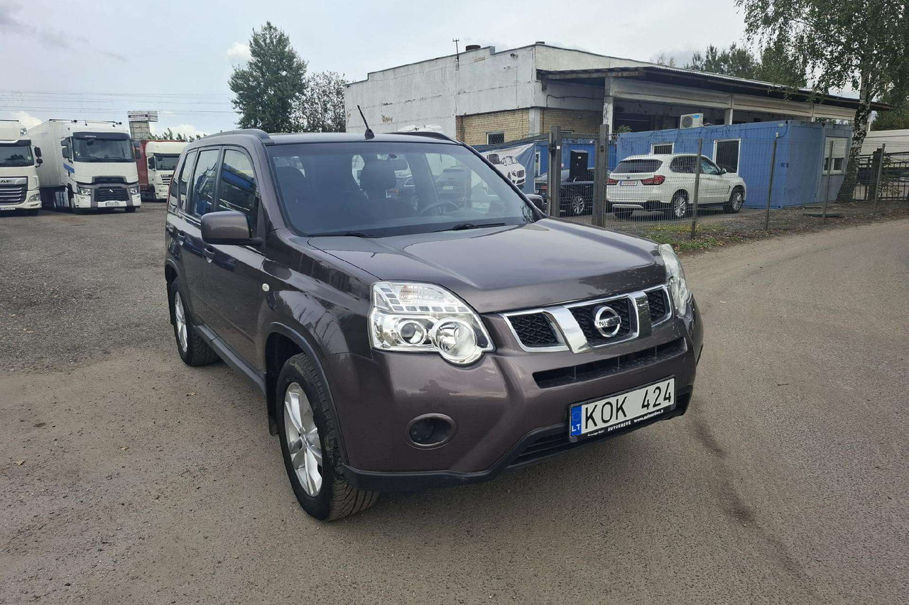 Nissan X-Trail - سيارة دفع رباعي: صور 2 Nissan X-Trail - سيارة دفع رباعي: صور 2