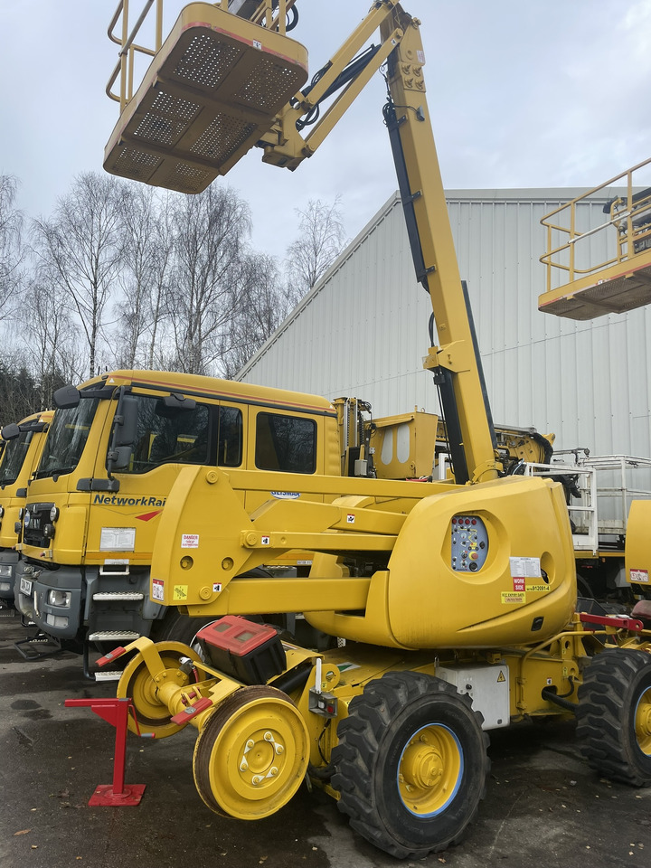 Neotec RRV Road-Rail Haulotte - رافعات سلة مفصلية: صور 1 Neotec RRV Road-Rail Haulotte - رافعات سلة مفصلية: صور 1