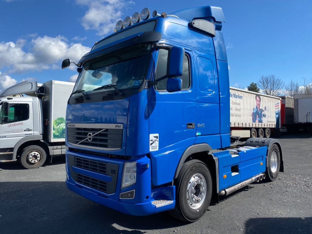 Volvo FH 540 - شاحنة جرار: صور 1 Volvo FH 540 - شاحنة جرار: صور 1