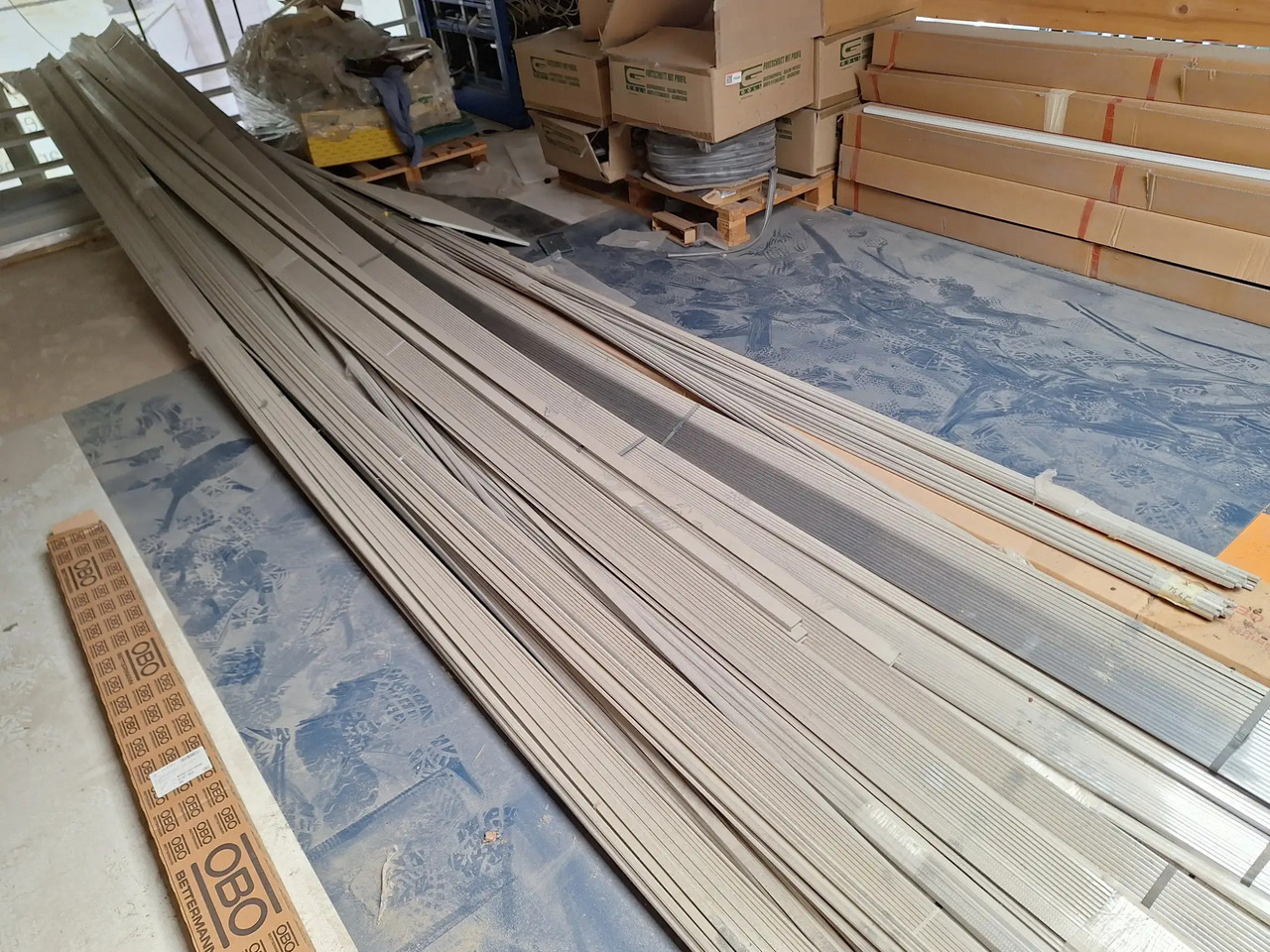 1 Posten PVC-Profile - معدات البناء: صور 1 1 Posten PVC-Profile - معدات البناء: صور 1