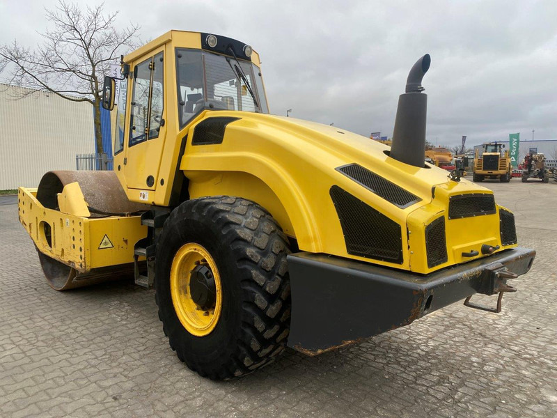 Bomag BW 219 DH-4 NVT - مدحلة: صور 1 Bomag BW 219 DH-4 NVT - مدحلة: صور 1