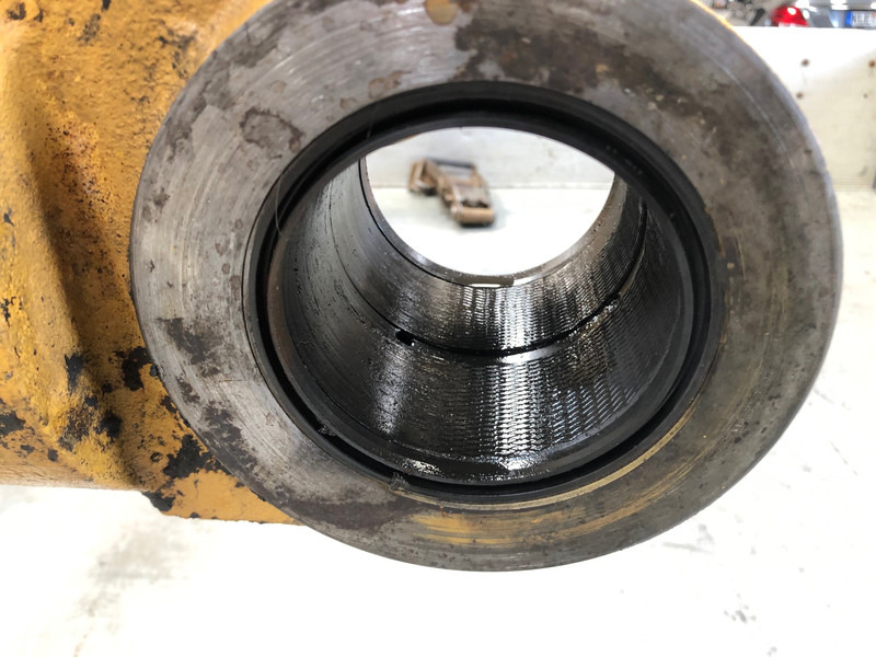Caterpillar 322B Boomcylinder OEM 1184166 - علم السوائل المتحركة: صور 2 Caterpillar 322B Boomcylinder OEM 1184166 - علم السوائل المتحركة: صور 2