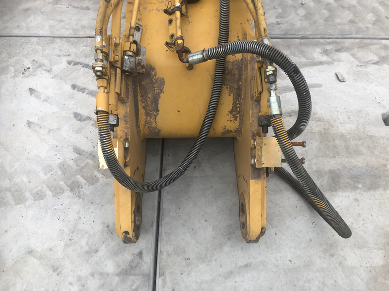 Caterpillar 322B Excavator Boom OEM 1372894 - ذراع الرافعة: صور 4 Caterpillar 322B Excavator Boom OEM 1372894 - ذراع الرافعة: صور 4