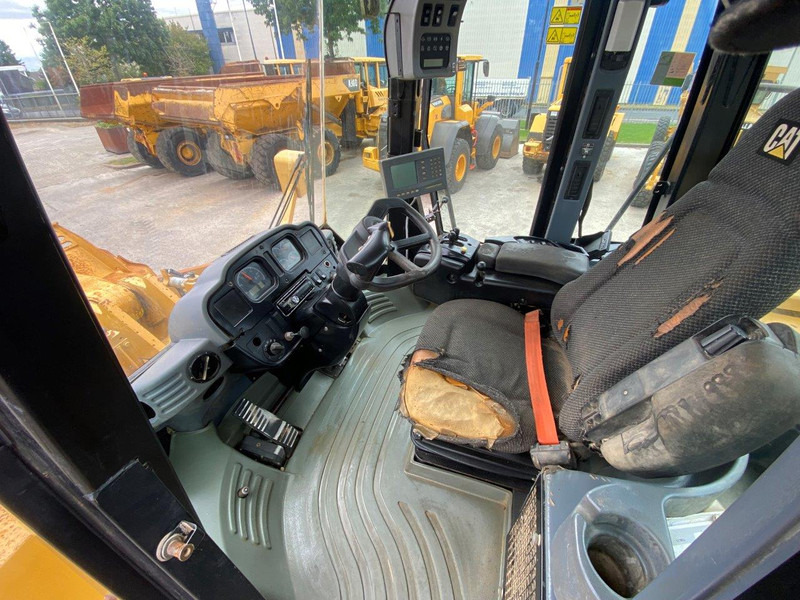 Caterpillar 966 G II - اللودر بعجل: صور 4 Caterpillar 966 G II - اللودر بعجل: صور 4