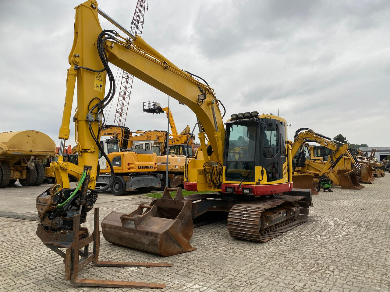 Komatsu PC138US-11 - حفارات زحافة: صور 2 Komatsu PC138US-11 - حفارات زحافة: صور 2
