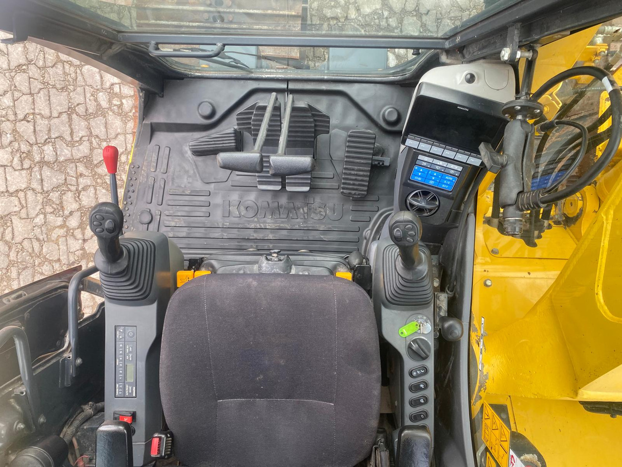 Komatsu PC138US-11 - حفارات زحافة: صور 4 Komatsu PC138US-11 - حفارات زحافة: صور 4