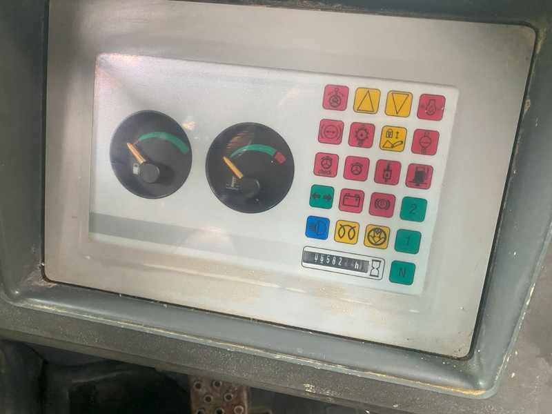 اللودر بعجل Liebherr L506 stereo NVT: صور 9 اللودر بعجل Liebherr L506 stereo NVT: صور 9