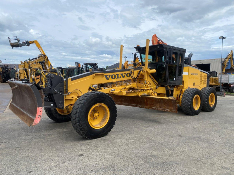 Volvo G720B NVT - آلة تسوية الأرض: صور 2 Volvo G720B NVT - آلة تسوية الأرض: صور 2