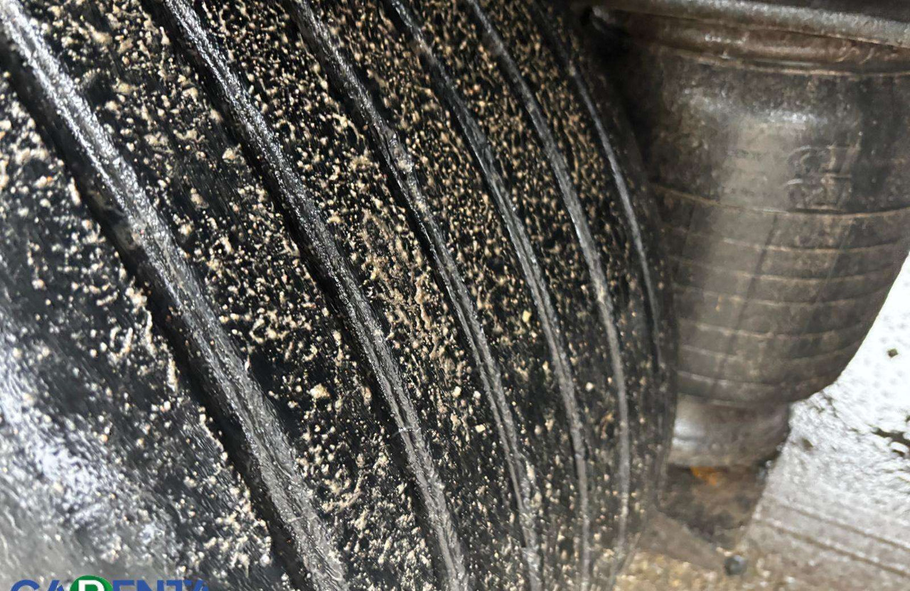 الخيمة نصف مقطورة Kögel SN 24 MEGA SAF: صور 11 الخيمة نصف مقطورة Kögel SN 24 MEGA SAF: صور 11