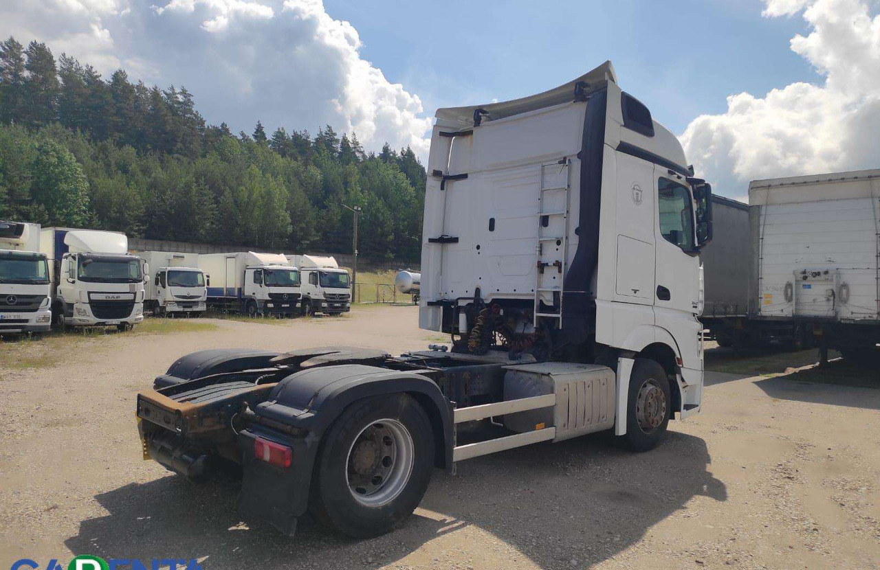 Mercedes-Benz Actros1842 - شاحنة جرار: صور 3 Mercedes-Benz Actros1842 - شاحنة جرار: صور 3