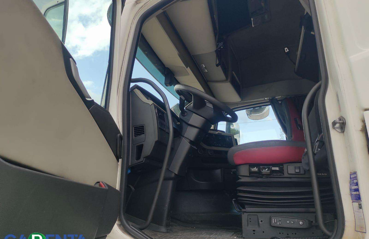Volvo FH - شاحنة جرار: صور 5 Volvo FH - شاحنة جرار: صور 5