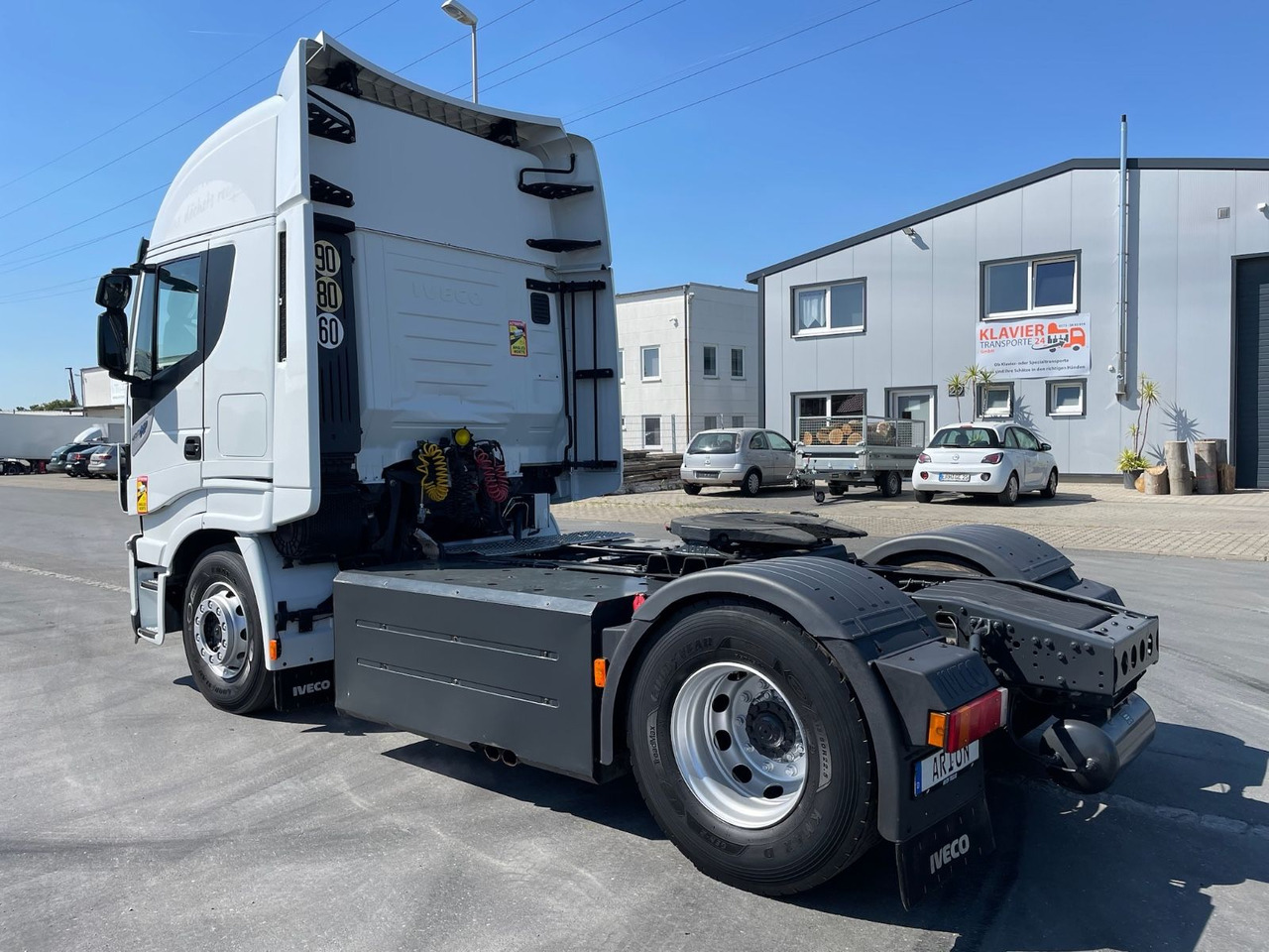 Iveco Stralis Hi-Way 400 NP 4x2BL/CNG/Retarder/ACC/EU6 - شاحنة جرار: صور 4 Iveco Stralis Hi-Way 400 NP 4x2BL/CNG/Retarder/ACC/EU6 - شاحنة جرار: صور 4