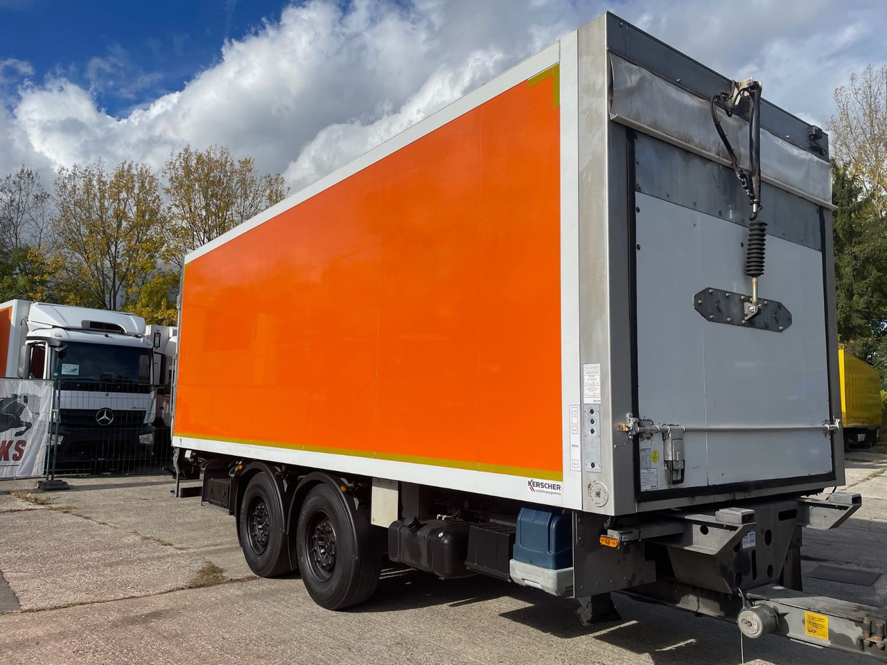 KERSCHER ZAA18 Kühlkoffer/CARRIER/SUPRA900U/LBW - مبردة مقطورة: صور 1 KERSCHER ZAA18 Kühlkoffer/CARRIER/SUPRA900U/LBW - مبردة مقطورة: صور 1