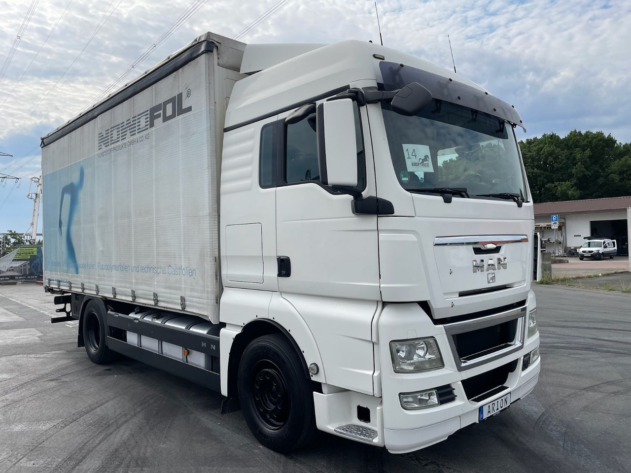 MAN TGX 18.440 4x2 BL Pritsche+Plane/AC/2xBett/EU5 - شاحنة ستارة: صور 1 MAN TGX 18.440 4x2 BL Pritsche+Plane/AC/2xBett/EU5 - شاحنة ستارة: صور 1