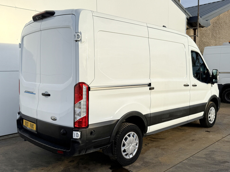 Ford E-Transit 390 75kWh 184PK 390 Elektrisch 75kWh 334km WLTP BEV Snelladen L2H2 Climate Control Tachograaf Carplay 360° Camera Stoelverwarming Parkeersensoren voor achter Laadkabel - فان, فان كهربائية: صور 3 Ford E-Transit 390 75kWh 184PK 390 Elektrisch 75kWh 334km WLTP BEV Snelladen L2H2 Climate Control Tachograaf Carplay 360° Camera Stoelverwarming Parkeersensoren voor achter Laadkabel - فان, فان كهربائية: صور 3